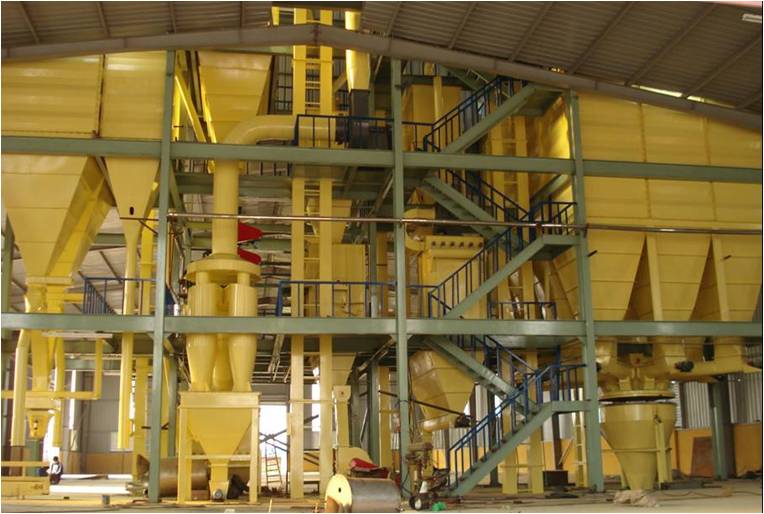 Dây chuyền thiết bị đồng bộ chế biến thức ăn gia súc quy mô 5 - 6 tấn/ giờ điều khiển tự động